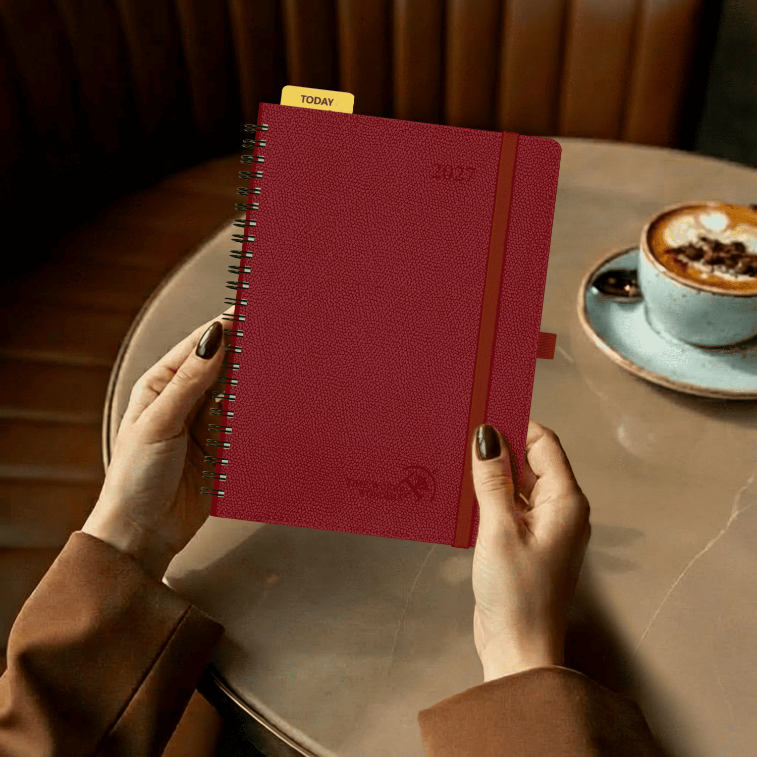DE 21.8 cm × 16.4 cm 2027 Weekly Planner Spiral Hardcover| Horizontal Layout