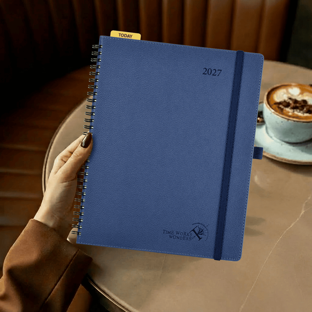 DE 25.9 cm × 21.2 cm 2027 Spiral Weekly Planner Horizontal Layout Calendar Planner
